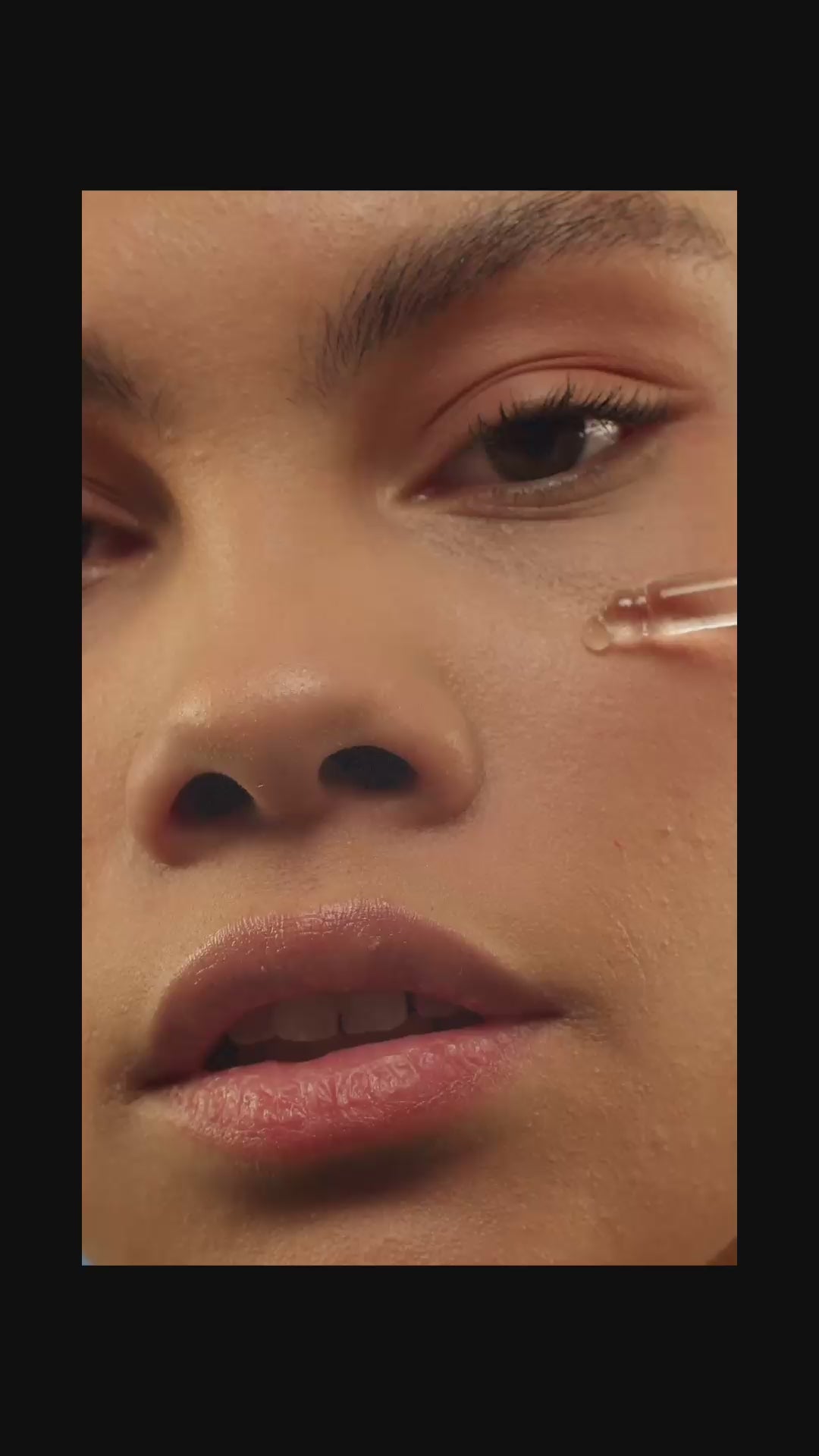 La femme, la beauté du visage